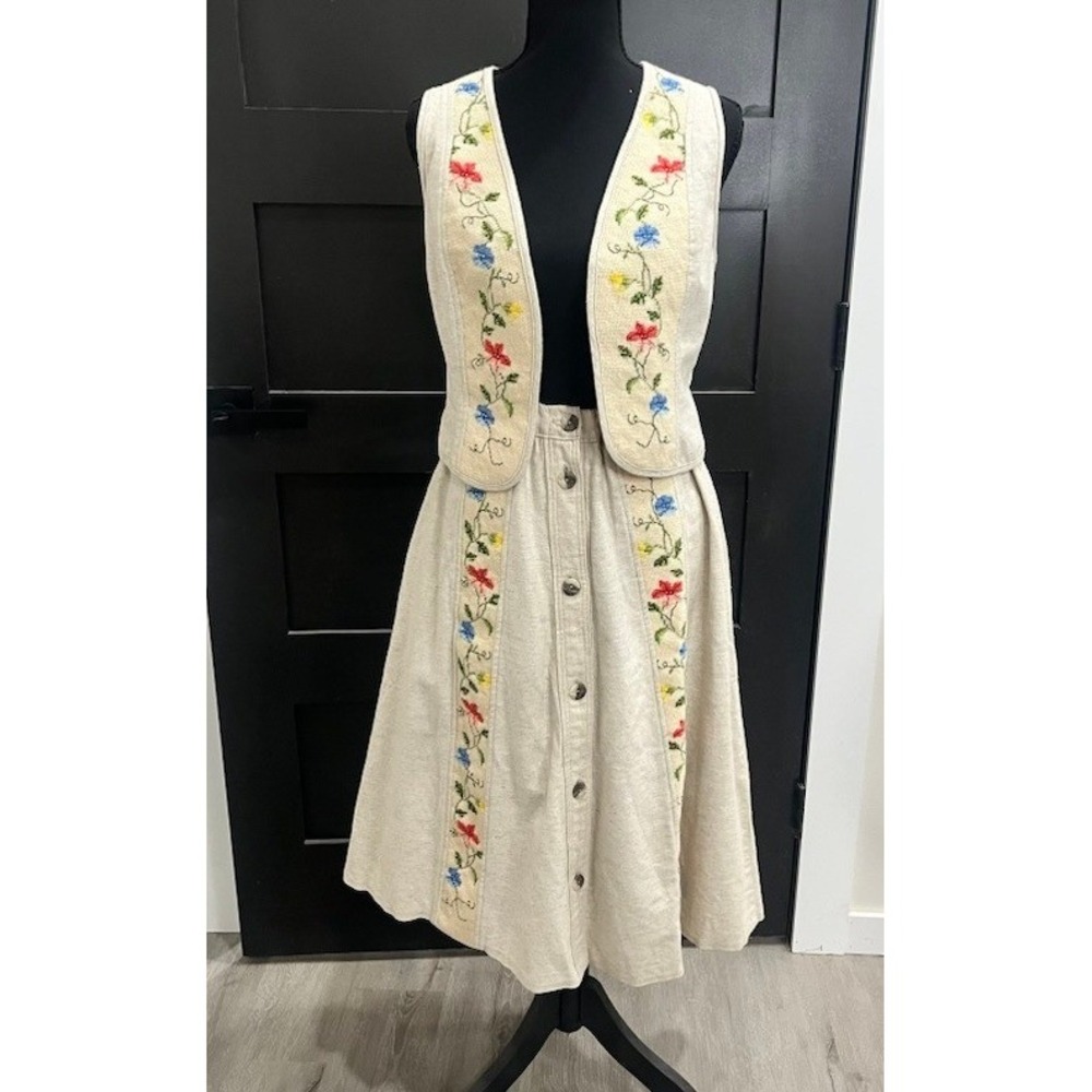 Vintage 70s Khaki Town Embroidered Cross Stitch Vest Skirt Set RARE Size Small